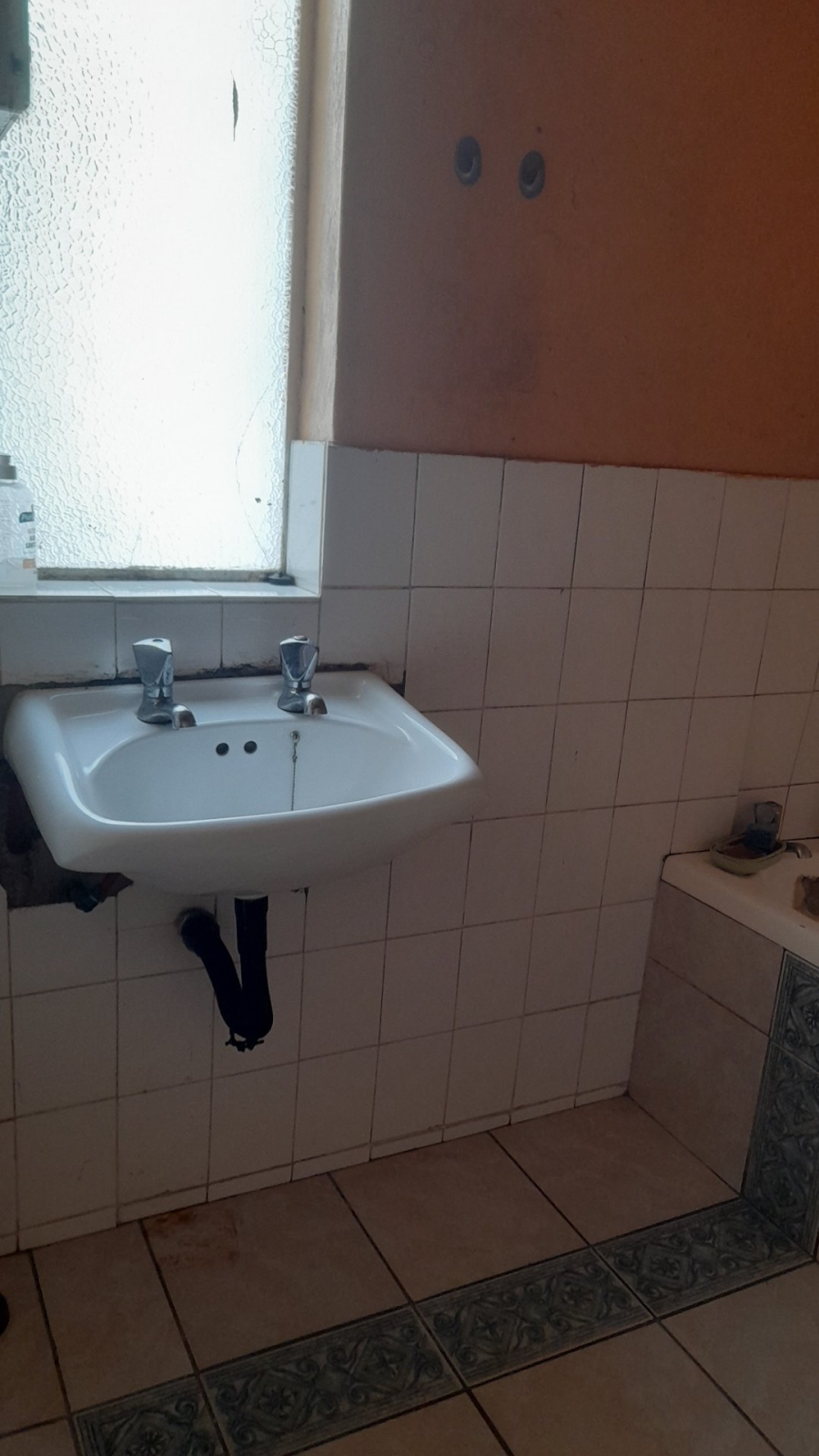 2 Bedroom Property for Sale in Quigney Eastern Cape